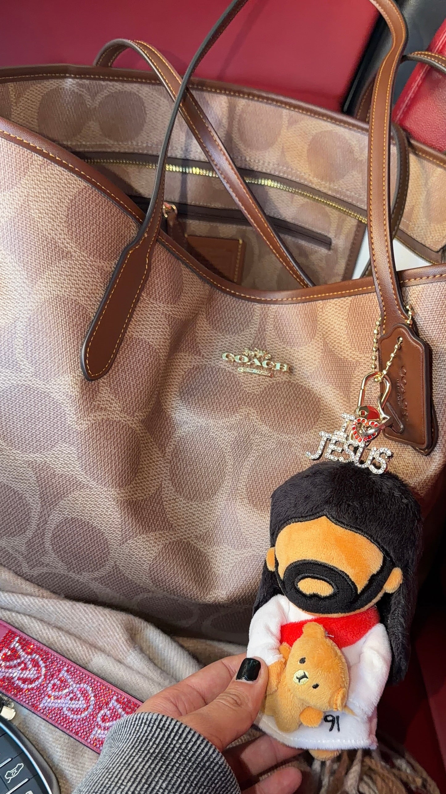 Jesus is with me™ Purse & Keychain Charm