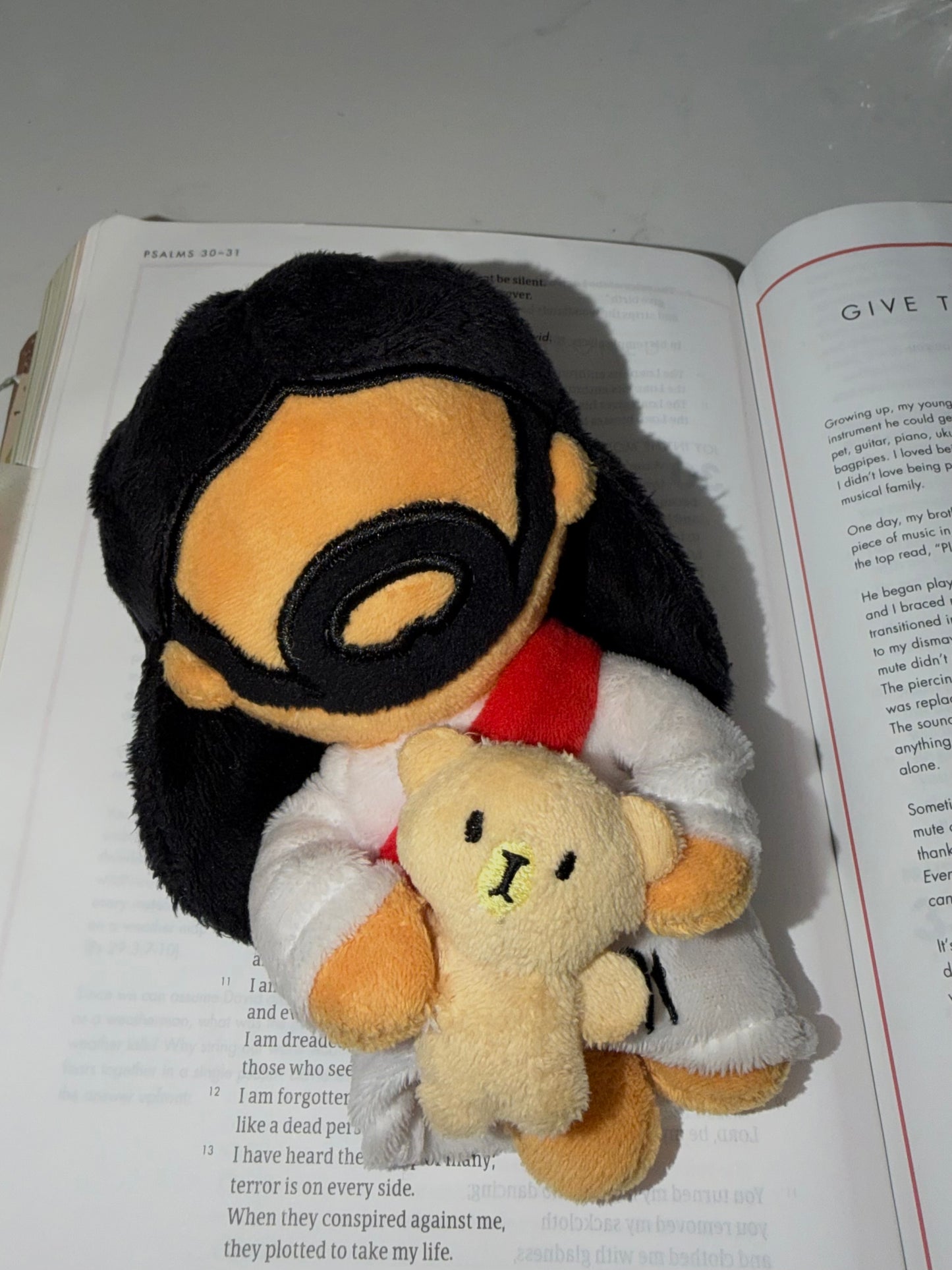 Jesus is with me™ Purse & Keychain Charm